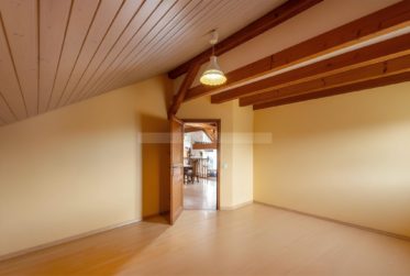 Maison de 3 appartements proche de Lausanne