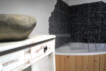 A vendre chalet rénové avec studio indépendant