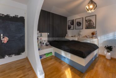 Magnifique maison mitoyenne